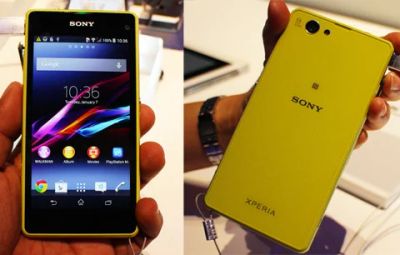 Лот: 4929830. Фото: 1. сотовый SONY Z1 compact ,на гарантии... Кнопочные мобильные телефоны
