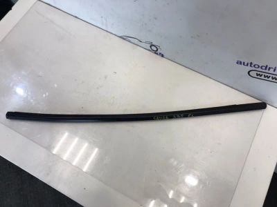 Лот: 21707003. Фото: 1. уплотнитель стекла внешний Chevrolet... Кузов