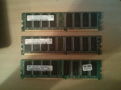 Лот: 3864452. Фото: 1. DDR 2GB (1. hynix pc3200 1gb... Оперативная память