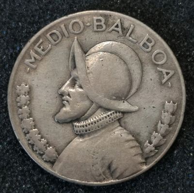Лот: 23338119. Фото: 1. 1/2 бальбоа 1930 года. Панама... Америка