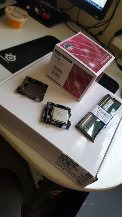 Лот: 10772108. Фото: 1. Процессор LGA1151 Intel Core i3-6100... Процессоры