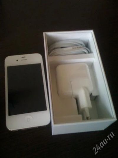Лот: 1707602. Фото: 1. iPhone 4s белый 32 гб. Смартфоны