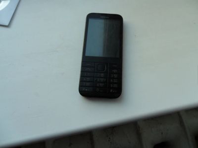 Лот: 6696358. Фото: 1. nokia 225. Кнопочные мобильные телефоны
