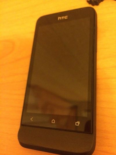 Лот: 4628112. Фото: 1. HTC One V. Смартфоны