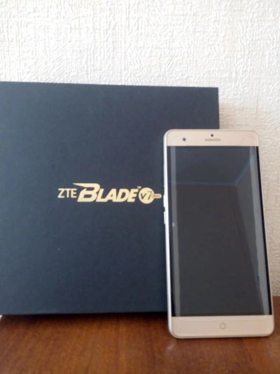 Лот: 9850201. Фото: 1. Смартфон ZTE Blade V7 max. Смартфоны
