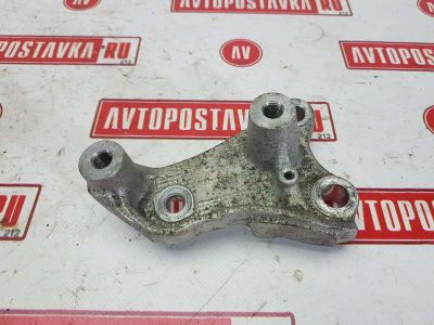 Лот: 20899507. Фото: 1. Кронштейн подушки двигателя Honda... Двигатель и элементы двигателя