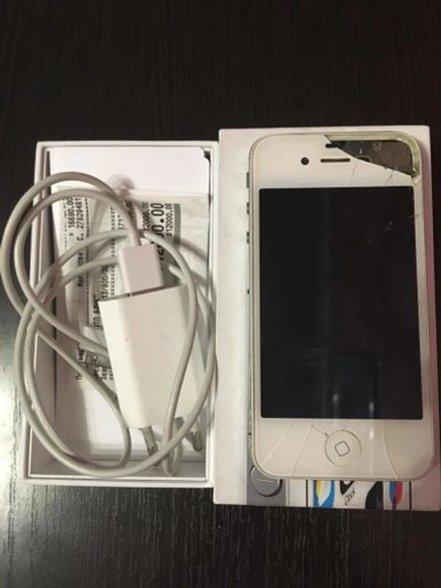 Лот: 11469090. Фото: 1. iPhone 4s 16 Gb. Смартфоны