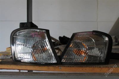Лот: 2769630. Фото: 1. Поворотник (габарит) Nissan Liberty... Оптика и освещение