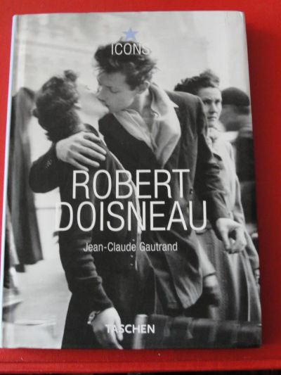 Лот: 4380572. Фото: 1. Книга фотографий Robert Doisneau. Другое (литература, книги)