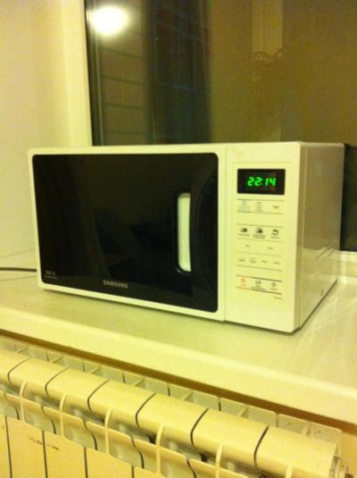 Лот: 6272343. Фото: 1. Микроволновая печь Samsung. Микроволновки, мини-печи