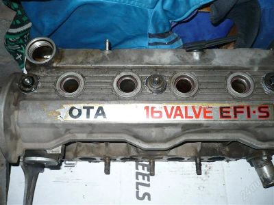 Лот: 1801047. Фото: 1. крышка клапанов Toyota Sprinter... Двигатель и элементы двигателя