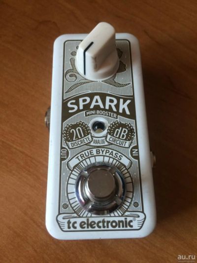 Лот: 9350232. Фото: 1. TC Electronics Spark minibooster... Гитарные эффекты и комбоусилители