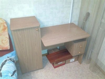 Лот: 2703487. Фото: 1. стол письменный. Другое (мебель)