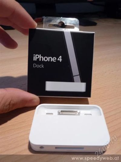 Лот: 1900540. Фото: 1. Iphone 4/4s dock док станция.бесплатная... Зарядные устройства, блоки питания, адаптеры сетевые для смартфонов