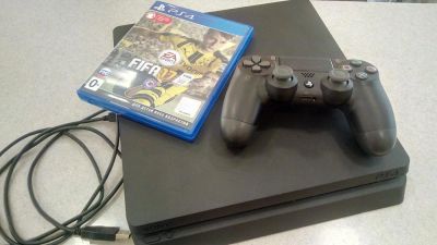 Лот: 10322985. Фото: 1. Игровая приставка Sony PlayStation... Консоли