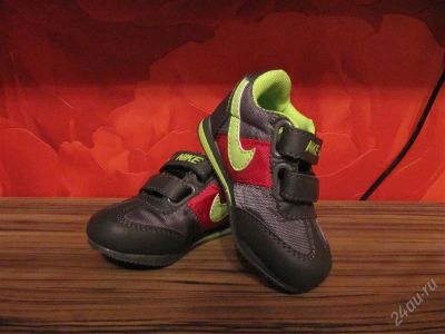 Лот: 1172624. Фото: 1. Кроссовки новые Nike. Кеды, кроссовки
