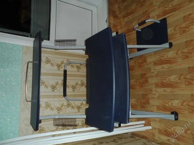 Лот: 2003532. Фото: 1. компьютерный стол. Другое (мебель)