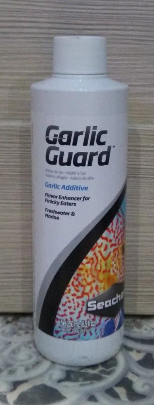 Лот: 12653164. Фото: 1. Добавка к корму Seachem Garlic... Корма