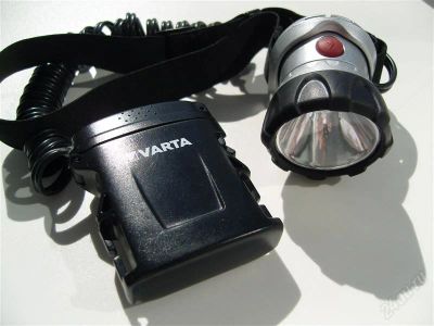 Лот: 2026296. Фото: 1. Фонарь VARTA. Фонарики