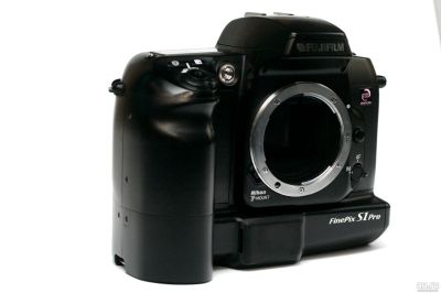 Лот: 14569441. Фото: 1. Fujifilm FinePix S1 Pro. Цифровые зеркальные
