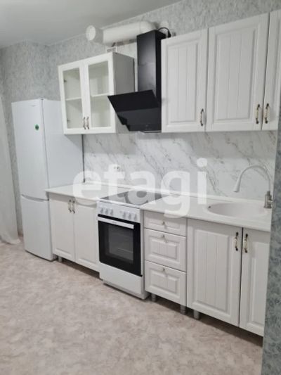 Лот: 21058778. Фото: 1. Сдам 1-комн. кв. 40 кв.м. Красноярск... Квартиры, студии