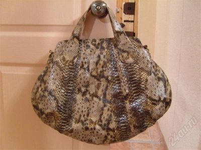 Лот: 502235. Фото: 1. Сумка под питона, мягкий лак. Сумки