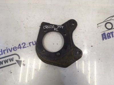 Лот: 21710593. Фото: 1. кронштейн суппорта Chevrolet Cruze... Двигатель и элементы двигателя