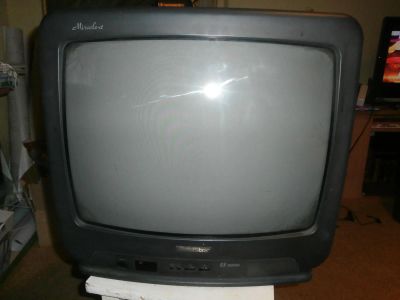 Лот: 4548464. Фото: 1. Продам телевизор goldstar CF20A80V. Телевизоры
