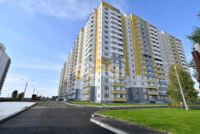 Лот: 25298528. Фото: 1. 3-комн. квартира , Красноярск... Квартиры, студии