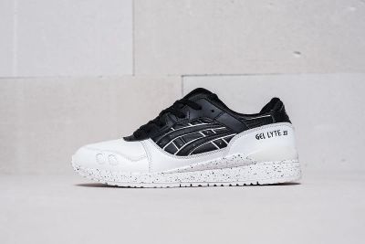 Лот: 11215125. Фото: 1. Кроссовки Asics Gel Lyte III Oreo... Кеды, кроссовки, слипоны