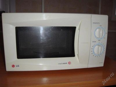 Лот: 1469901. Фото: 1. микроволновка LG MS 1724 W. Микроволновки, мини-печи