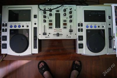 Лот: 1772924. Фото: 1. Pioneer CDJ-100S 2шт, Behringer... DJ-оборудование