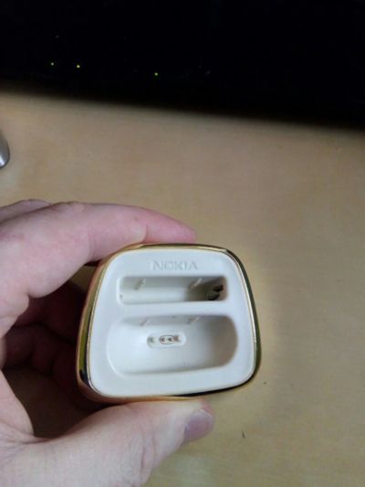 Лот: 9140851. Фото: 1. Стакан зарядка для Nokia 8800... Зарядные устройства, блоки питания, адаптеры сетевые для смартфонов