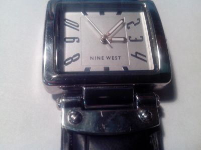 Лот: 8183278. Фото: 1. часы NINE WEST кварцевые стрелочные... Оригинальные наручные часы