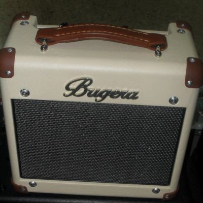 Лот: 4134649. Фото: 1. Bugera BC15 ламповый гитарный... Гитарные эффекты и комбоусилители