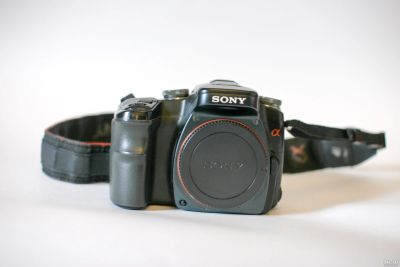 Лот: 15959181. Фото: 1. Цифровая зеркальная камера Sony... Цифровые зеркальные