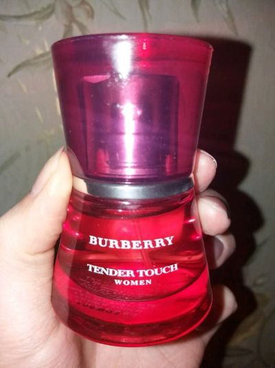 Лот: 11164550. Фото: 1. Burberry tender touch. Женская парфюмерия