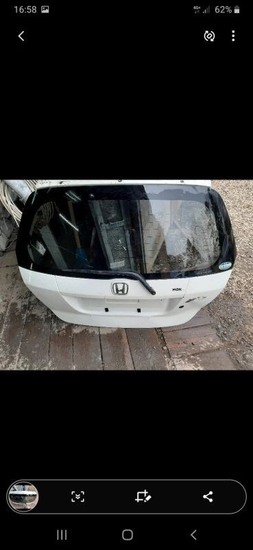 Лот: 17563504. Фото: 1. Задняя дверь Honda fit gd1. Кузов