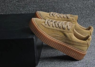 Лот: 8016076. Фото: 1. Puma кроссовки Suede Creepers... Кеды, кроссовки, слипоны