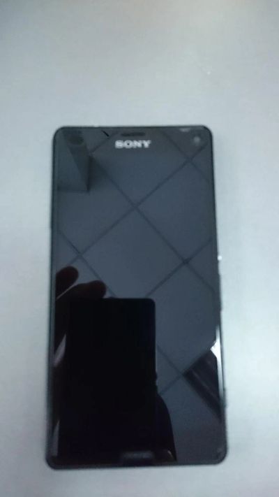 Лот: 6149655. Фото: 1. Sony xperia z3 compact. Смартфоны