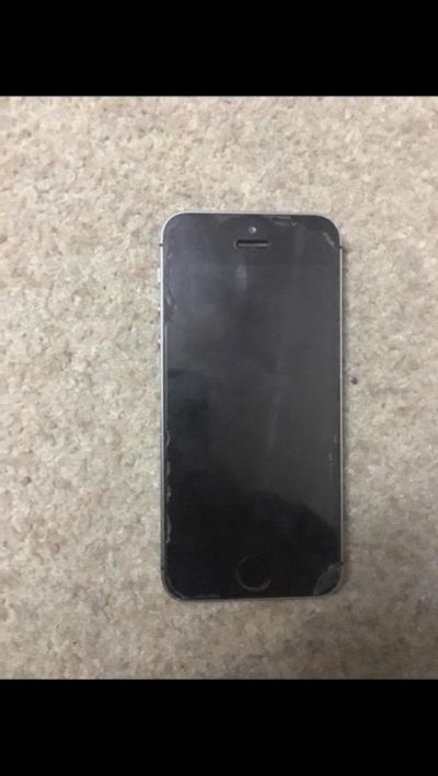 Лот: 11065482. Фото: 1. Продам Iphone 5s -5300срочно. Смартфоны