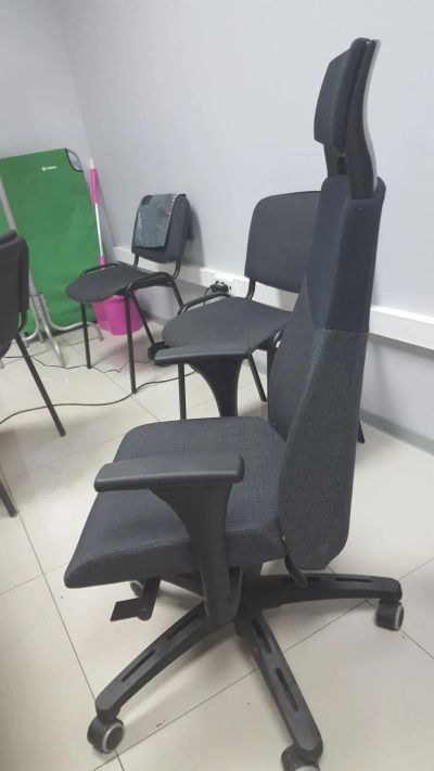 Лот: 6963837. Фото: 1. Стул кресло офисный ikea вольмар... Стулья и кресла офисные