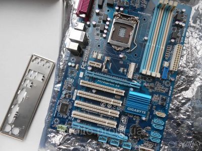 Лот: 15183183. Фото: 1. Gigabyte GA-P75-D3 LGA1155. Материнские платы