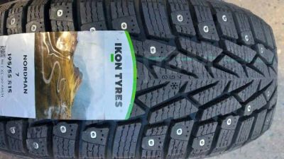 Лот: 22993426. Фото: 1. Зимняя резина 195/55 R-15 " IKON... Шины