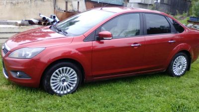 Лот: 4464463. Фото: 1. Ford Focus 2010г красный. Автомобили