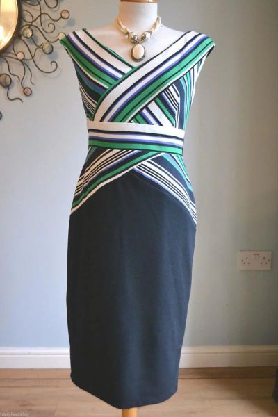 Лот: 5340953. Фото: 1. платье m&s Per Una р.14 рус.50-52... Платья
