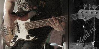 Лот: 1765499. Фото: 1. Продам Fender Jazz Bass American... Гитары