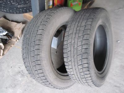 Лот: 4590688. Фото: 1. Зимняя резина 205 65 r15. Шины