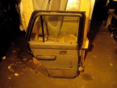 Лот: 4620489. Фото: 1. Toyota Hilux Surf 130 дверь. Кузов