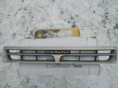 Лот: 15600580. Фото: 1. Решетка радиатора Toyota Carina. Кузов